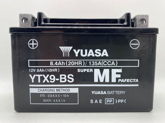 Batteria moto Yuasa YTX9-BS - Senza manutenzione - 12 V 8 Ah - Dimensioni: 150 x 87 x 105 mm compatibile con KTM LC4 EGS 4T 400 1998-2001